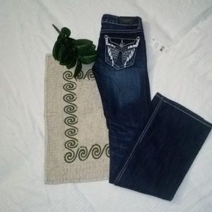 NWT ZCO INDIGO EMBROIDERED JEANS SIZE 0